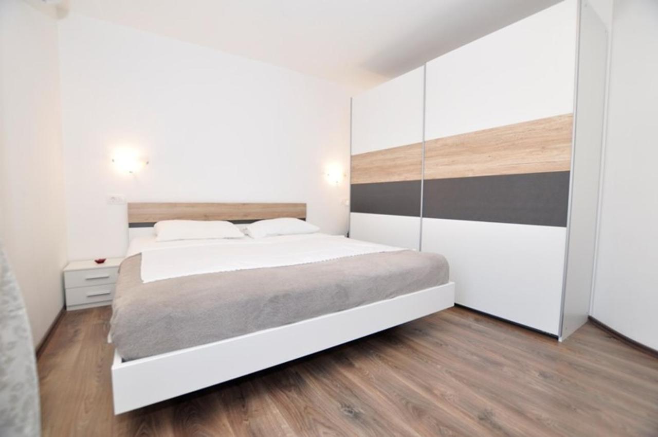 טוצפי Apartments Zora מראה חיצוני תמונה